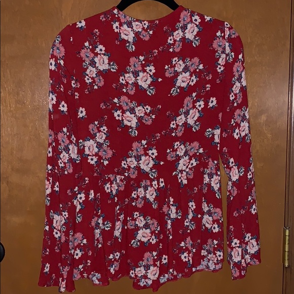 AE floral red print peplum tie cutout blouse - Picture 4 of 4